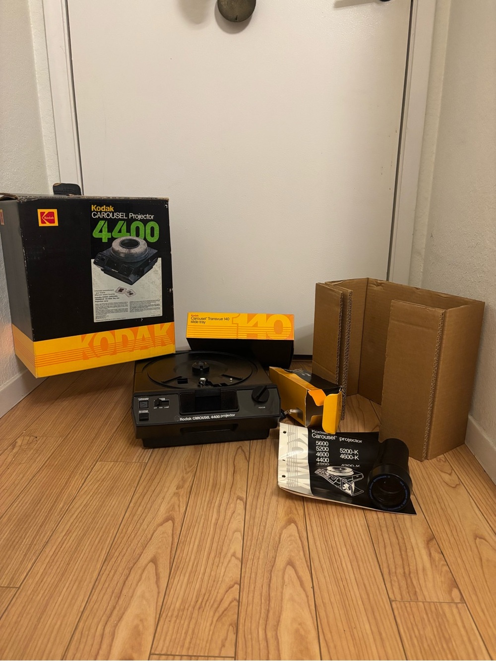 Kodak Carousel 4400 Slide Projector in Black and Yellow
